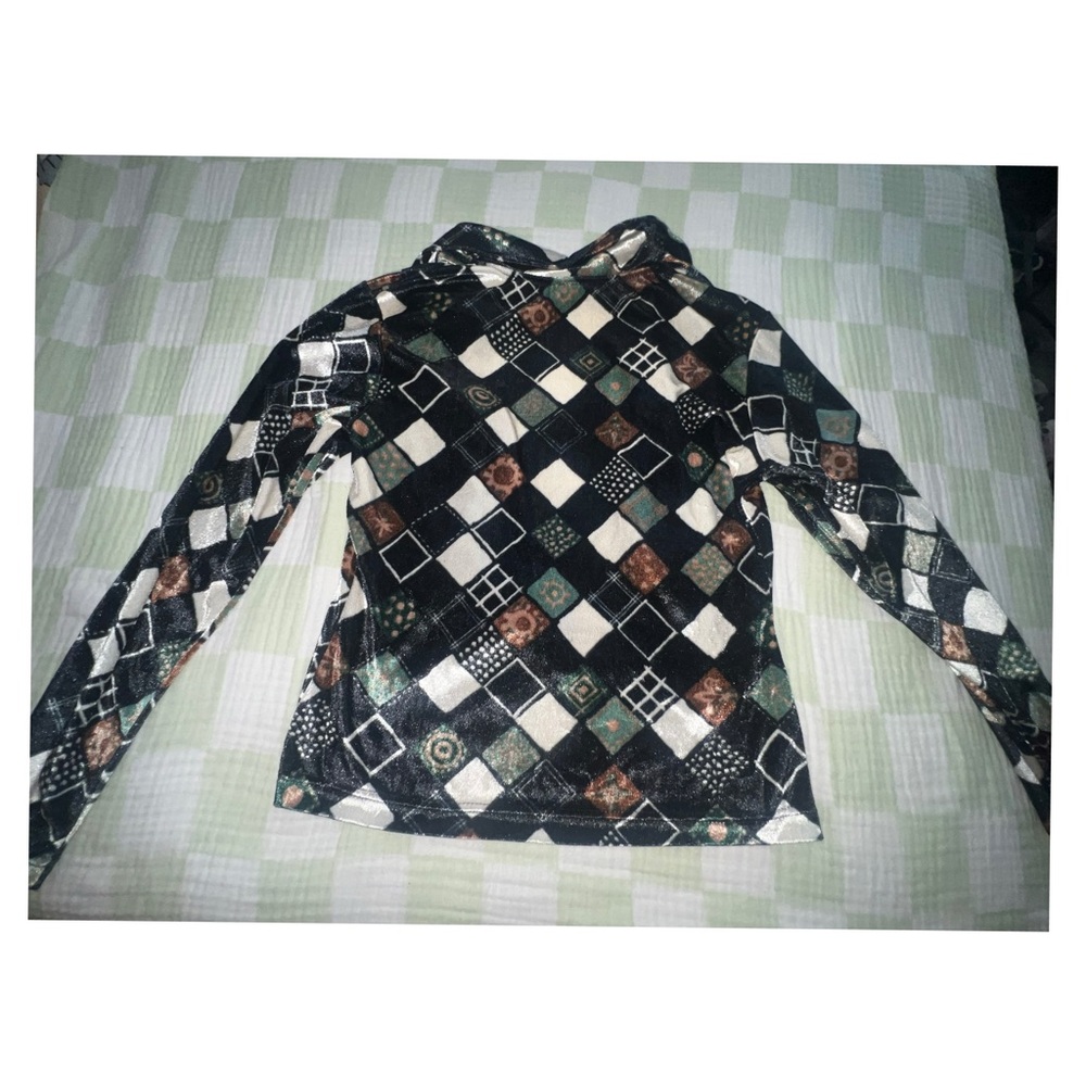 Geometric Patterned Velvet Button-Up Shirt - image 3